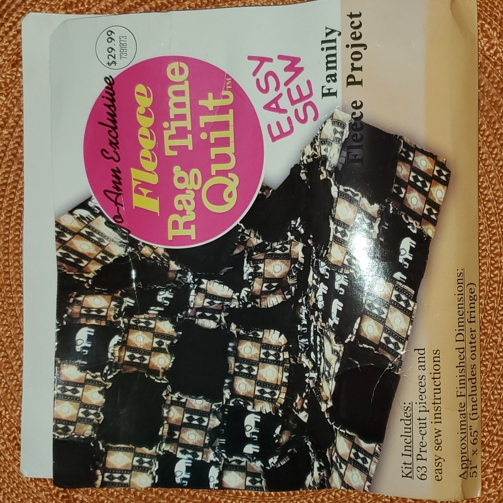 Jo-Ann's Exclusive Fleece Rag Time Quilt Kit -  #7391873 Earth Tones